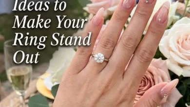 26 Stunning Engagement Photo Nails: Ideas to Make Your Ring Stand Out