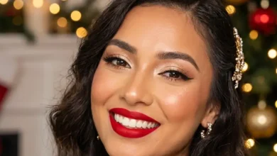 10 Red Holiday Makeup Looks for The Festive Season