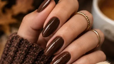 21 Chocolate Brown November Nail Ideas That Make a Simple Manicure Look Expensive